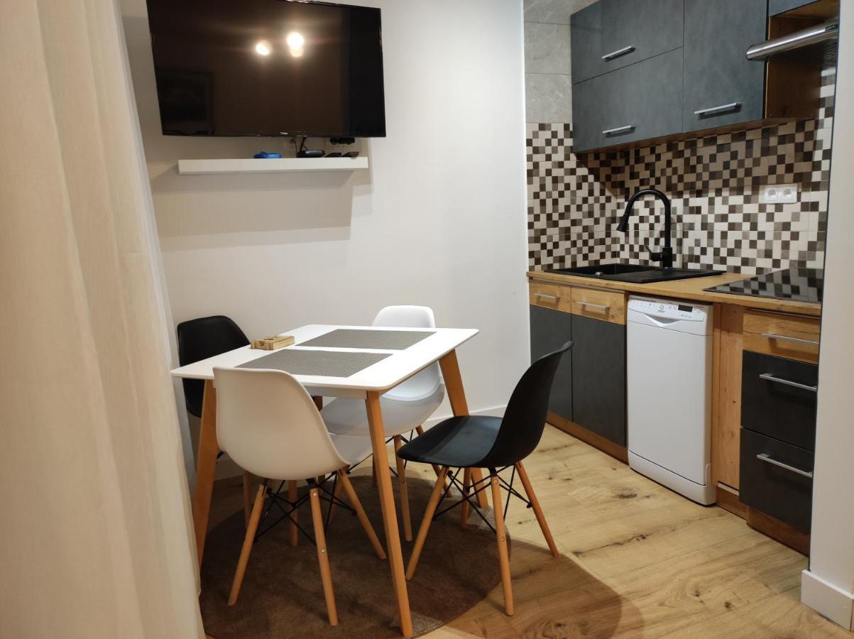 Ferienwohnung Studio Apartman Rose Plitvička Jezera Exterior foto